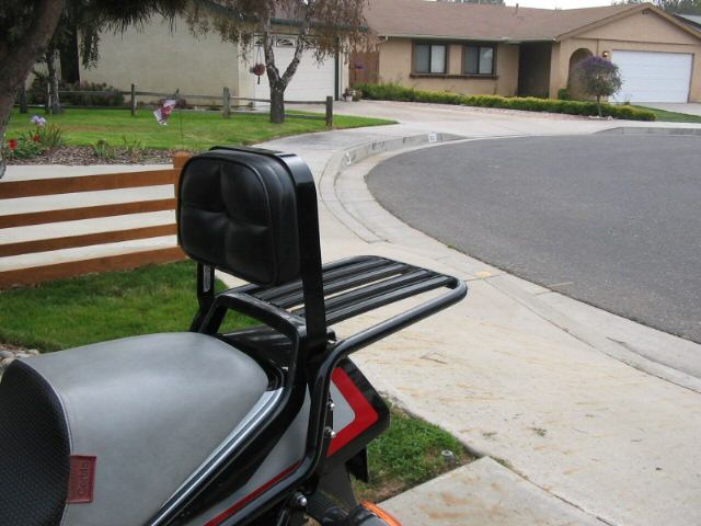 backrest-V65Sabre.jpg (51185 bytes)